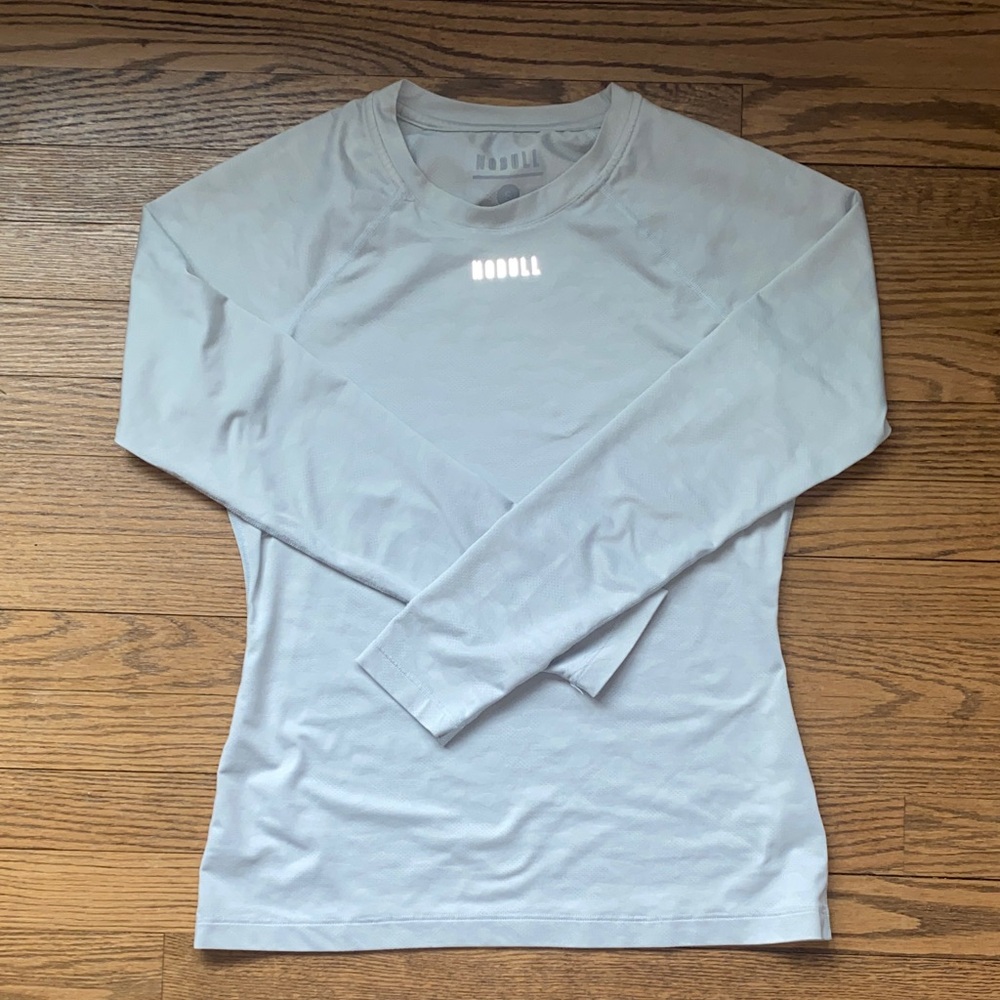 Women’s NOBULL long sleeve shirt